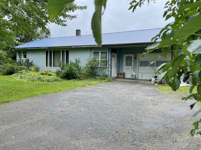 274 Vt Route 105, House other with 3 bedrooms, 1 bathrooms and null parking in Newport Town VT | Image 2