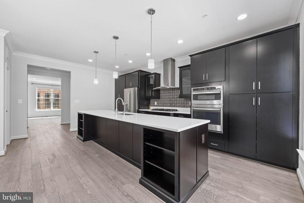 Residential in OXON HILL 4
