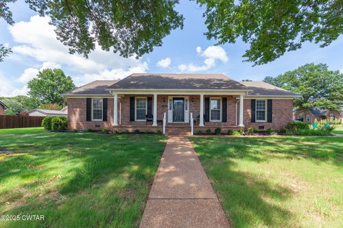 90 Steeplechase Dr, Jackson, TN, 38305-7709 | Card Image