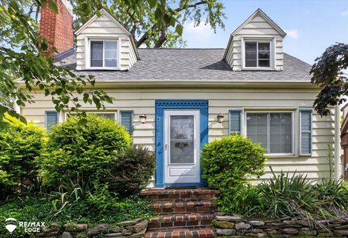 2005 Pierce Street, Flint, MI, 48503 | Card Image