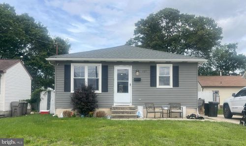 127 Greenwich Ave, PAULSBORO, NJ, 08066-2226 | Card Image