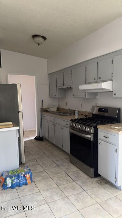 4821 Tumbleweed Ave, El Paso, TX, 79924-3039 | Card Image