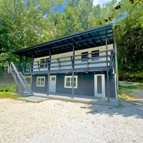 284 Blue Valley Rd Se, Lancaster, OH, 43130-9651 | Card Image