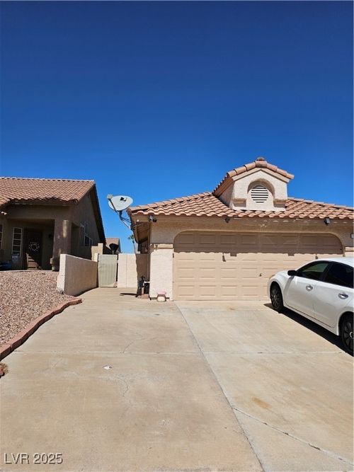 110 Mint Orchard Dr, Henderson, NV, 89002-8278 | Card Image