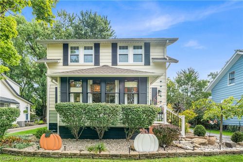1563 Commodore Rd, Lyndhurst, OH, 44124-2825 | Card Image