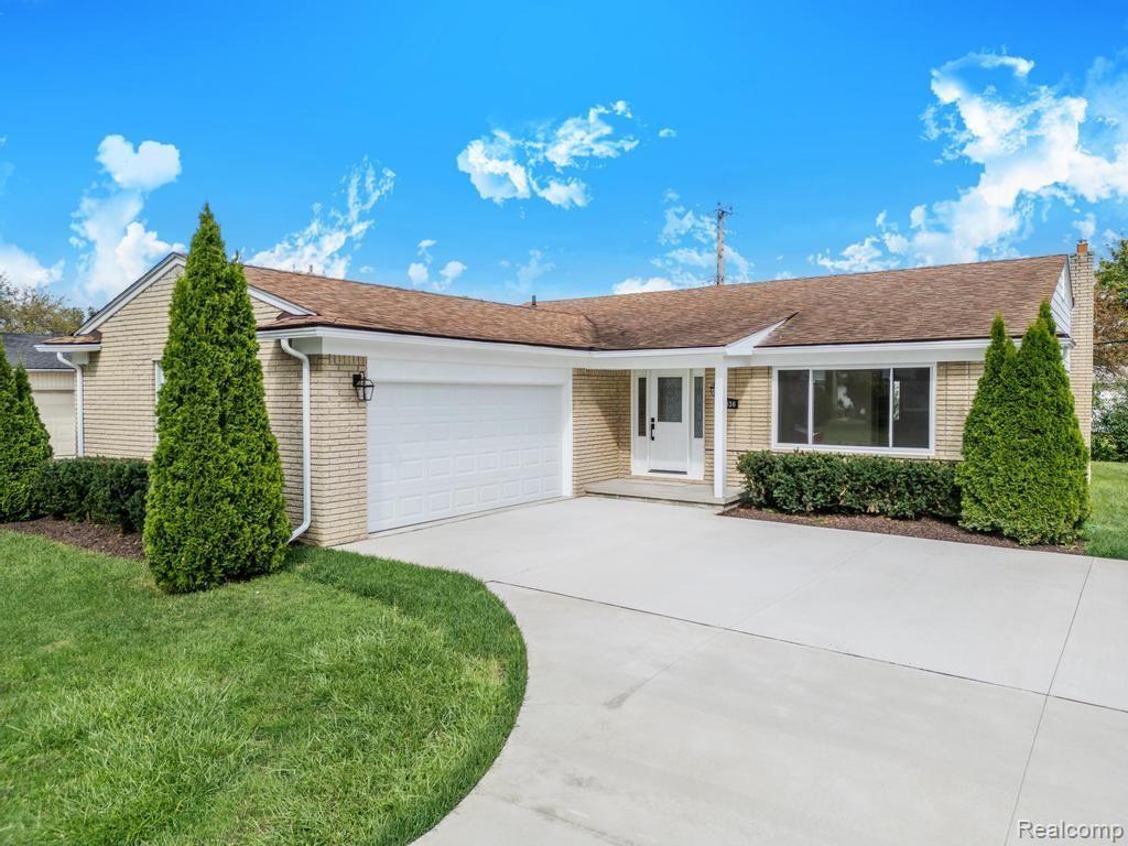 Fairfax St, Southfield, MI 48076