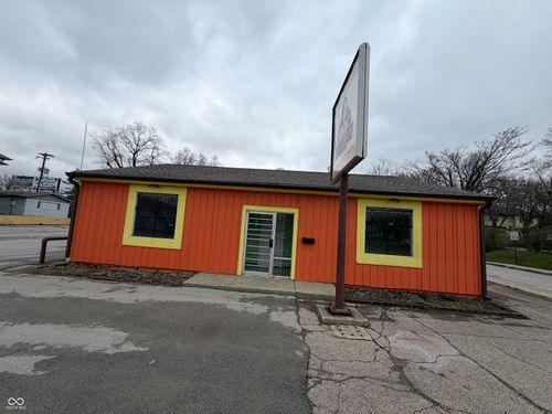720 E 38th St, Indianapolis, IN, 46205-2749 | Card Image