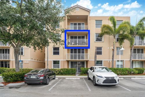 3052-519 E Sheridan St, Dania Beach, FL, 33004-5823 | Card Image