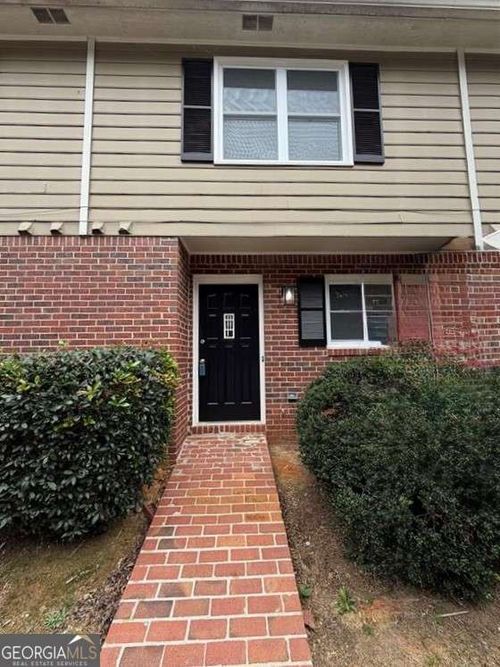 b-2250 Kings Gate Cir, Snellville, GA, 30078-3684 | Card Image