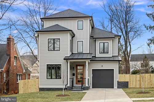 6238 22nd St N, ARLINGTON, VA, 22205-2002 | Card Image