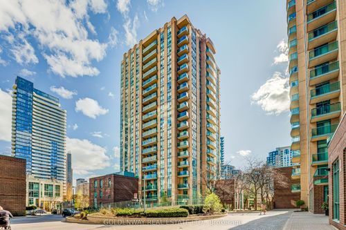 806-20 Olive Ave, North York, ON, M2N7G5 | Card Image