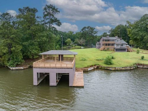 317 Lee St, Valley, AL, 36854 | Card Image