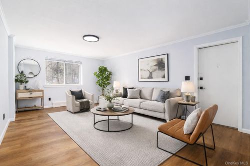 615 Fox Run Ln, Carmel, NY, 10512-2359 | Card Image