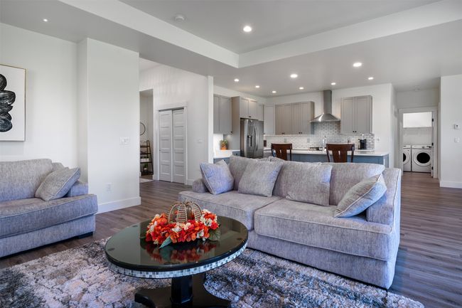 1347 Lake Pointe Dr, House other with 3 bedrooms, 2 bathrooms and null parking in Bigfork MT | Image 8
