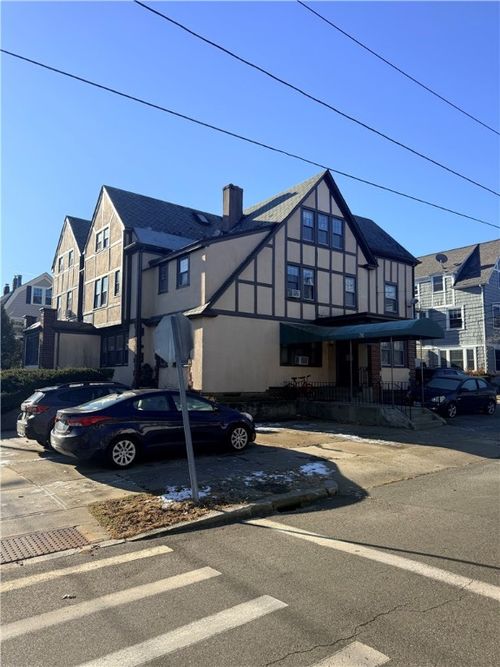 70 Blackstone Blvd, Providence, RI, 02906-5421 | Card Image