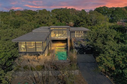 3300 Indian Trl, Flower Mound, TX, 75022-6800 | Card Image