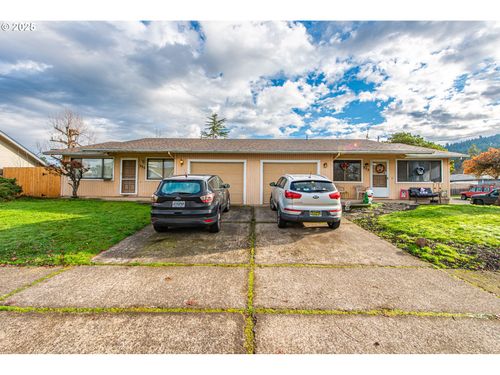 353 71st St, Springfield, OR, 97478-7275 | Card Image