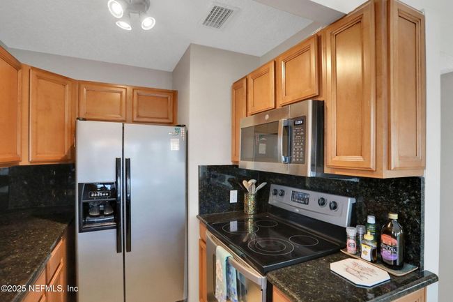 3rd Floor Kitchen Fully Stocked | Image 24