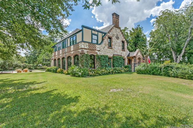 140 Luther Dr, House other with 4 bedrooms, 5 bathrooms and null parking in Olmos Park TX | Image 5