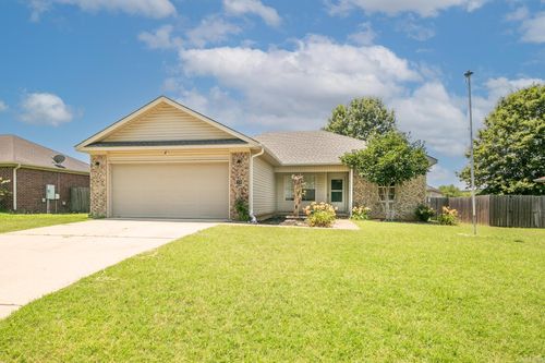 28 Willow Lk, Ward, AR, 72176-9517 | Card Image