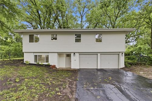 1833 N 75th Dr, Kansas City, KS, 66112-2251 | Card Image