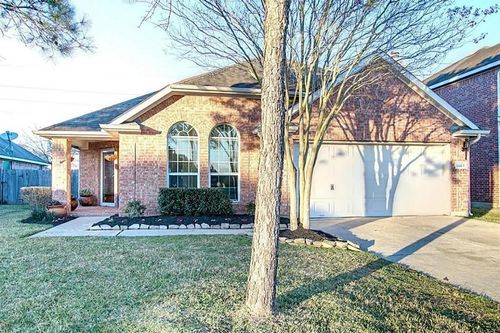 11413 Easton Springs Dr, Pearland, TX, 77584-2519 | Card Image