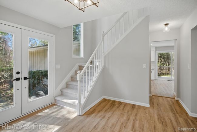 6620 Red Cedar Ln, Condo with 3 bedrooms, 3 bathrooms and null parking in West Bloomfield MI | Image 11