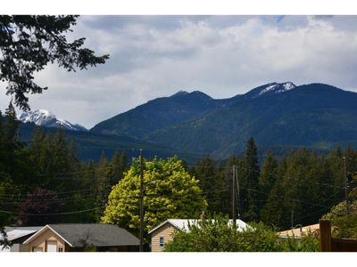 1513 Ainsworth Ave, House other with 3 bedrooms, 1 bathrooms and null parking in Riondel BC | Image 3