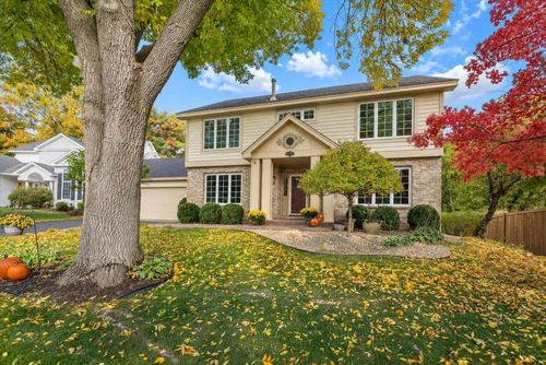12061 Gantry Ct, Apple Valley, MN, 55124-6200 | Card Image