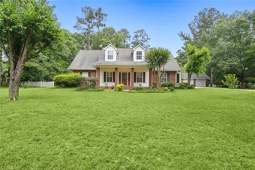 13101 Royal Oak Dr, Hammond, LA, 70403-3222 | Card Image