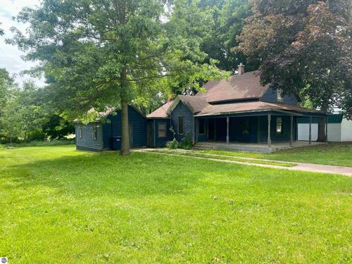 416 E Maple St, Mc Bain, MI, 49657-9796 | Card Image