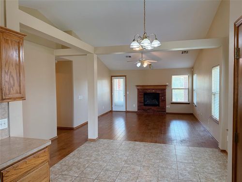 18209 Montoro Way, Edmond, OK, 73012-0667 | Card Image