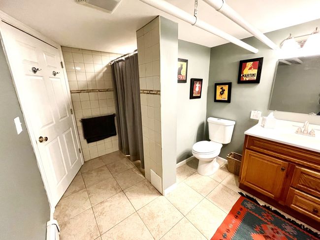 6537 N Maplewood Ave, Home with 2 bedrooms, 2 bathrooms and null parking in CHICAGO IL | Image 14