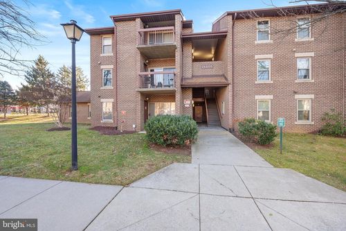 apt-201-18405 Guildberry Dr, GAITHERSBURG, MD, 20879-5361 | Card Image