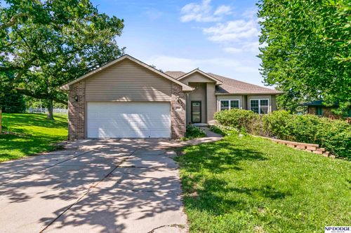 1402 Elm Creek Rd, Plattsmouth, NE, 68048-4758 | Card Image