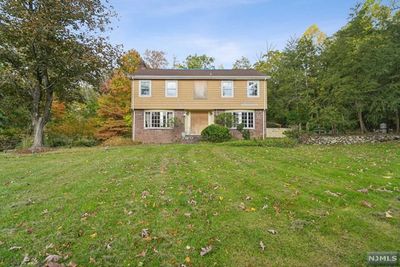 10 Fox Hedge Road, Home with 0 bedrooms, 0 bathrooms and null parking in Saddle River NJ | Image 1