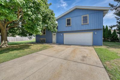 115 Conrad Court, House other with 4 bedrooms, 1 bathrooms and null parking in MUKWONAGO WI | Image 3