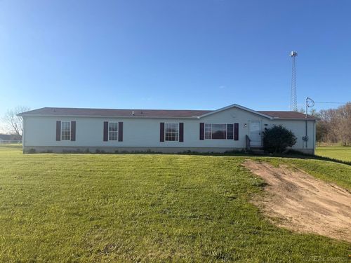 11516 Territorial Road, Waterloo Township, MI, 49259 | Card Image
