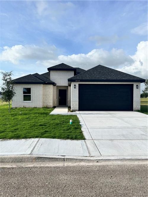 3125 Fairway Dr, Edinburg, TX, 78542-7453 | Card Image