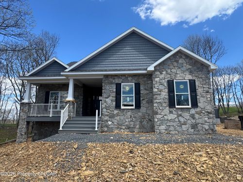 46 VV Turnberry Lane, Hazle Twp, PA, 18202 | Card Image