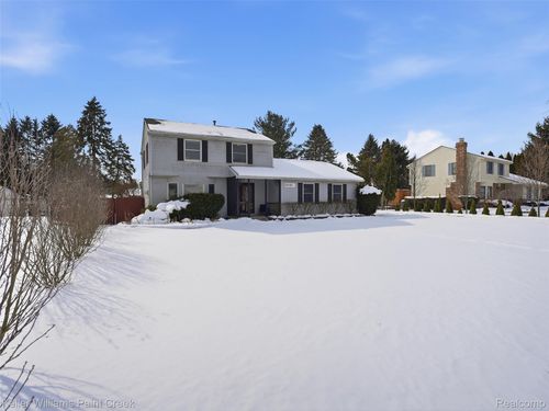 59195 Albert Ln, New Hudson, MI, 48165-9640 | Card Image