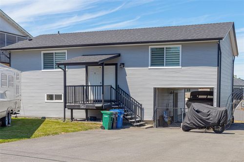 560 Weber St, Nanaimo, BC, V9R5R1 | Card Image