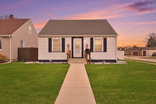 5811 39th Avenue, Kenosha, WI, 53144 | Card Image