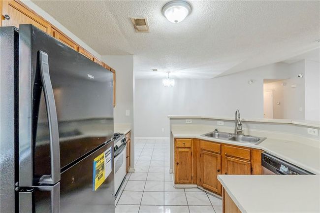 870 Chapman Cir, House other with 3 bedrooms, 2 bathrooms and 4 parking in Stone Mountain GA | Image 11