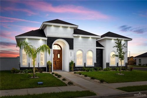 1000 N Trinity St, Edinburg, TX, 78541-1421 | Card Image