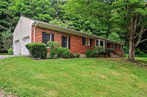 33 Sabbath Day Hill Rd, South Salem, NY, 10590-1508 | Card Image