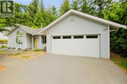 2341 Ravenhill Rd, Shawnigan Lake, BC, V8H2H2 | Card Image