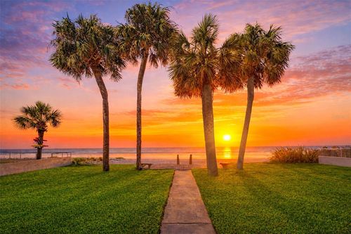 18206 Sunset Blvd, REDINGTON SHORES, FL, 33708-1049 | Card Image