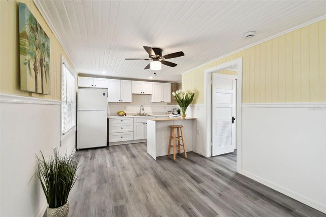 Front unit, Duplex for sale Madeira Beach | Image 5