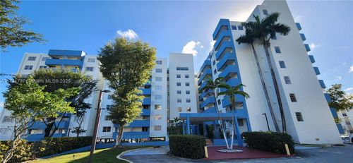 apt-210-5050 Nw 7th St, Miami, FL, 33126-3419 | Card Image